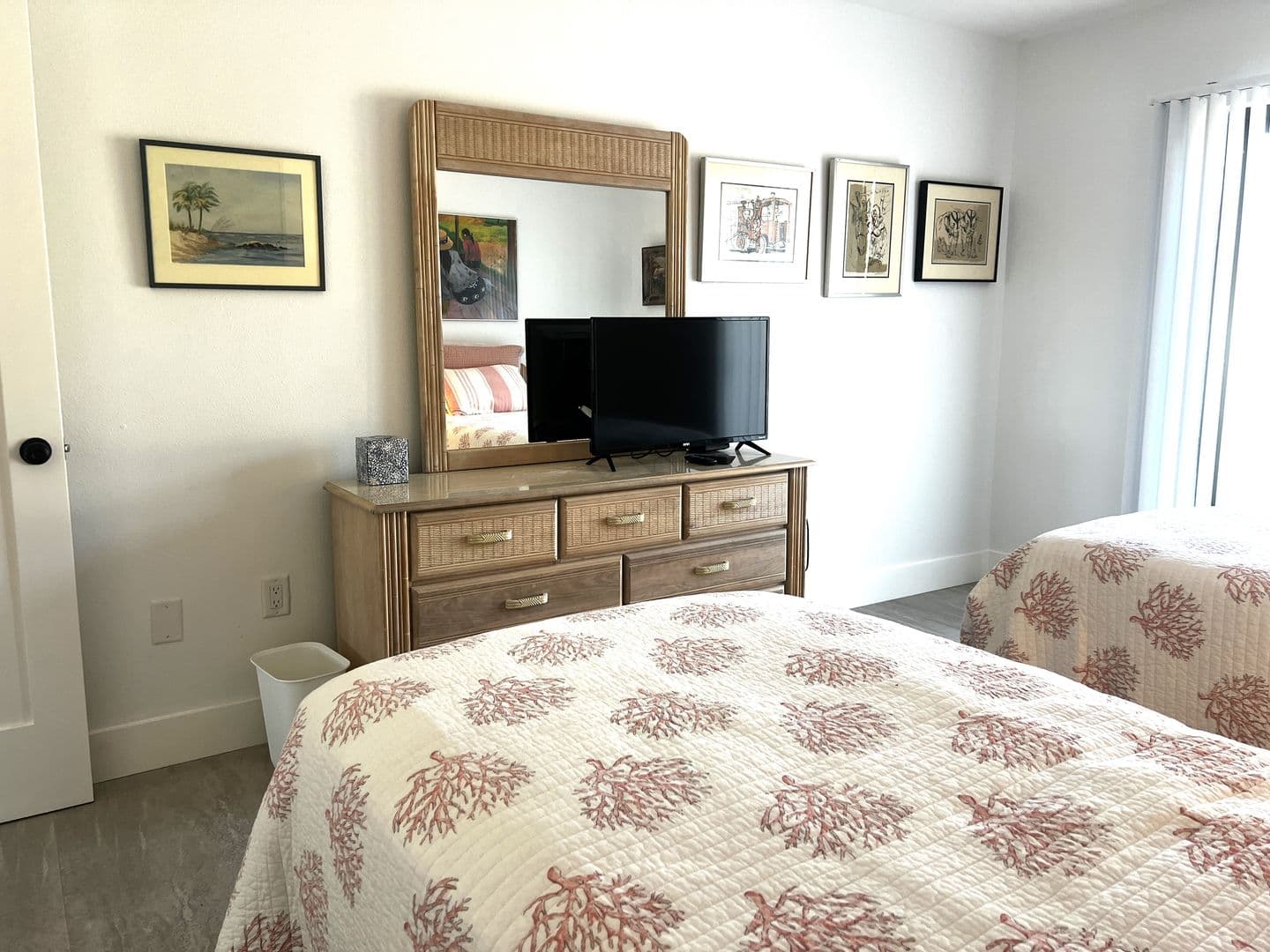 VENICE Condo: 500 PARK BLVD. SOUTH #128
