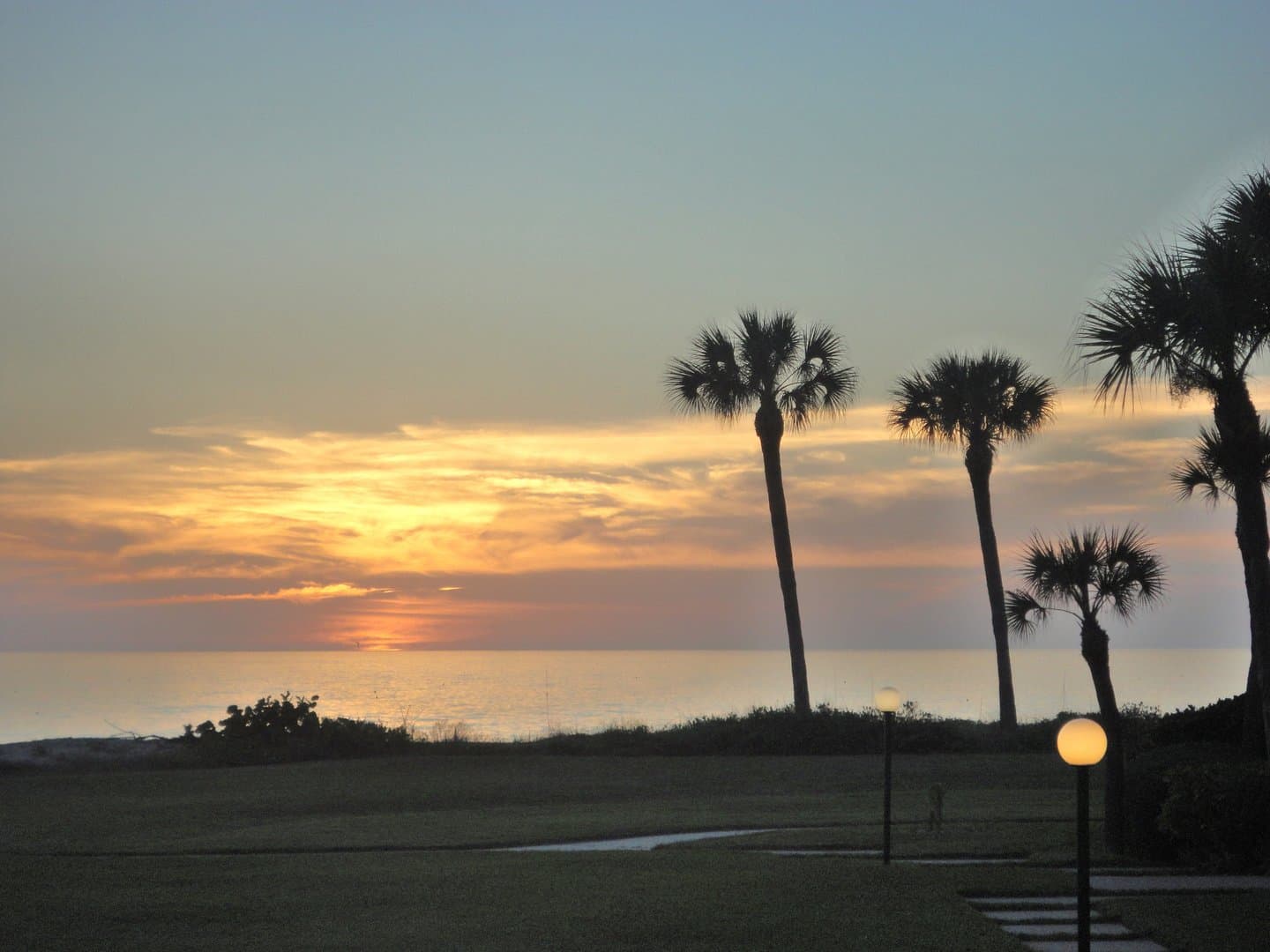 VENICE Condo: 700 GOLDEN BEACH #234
