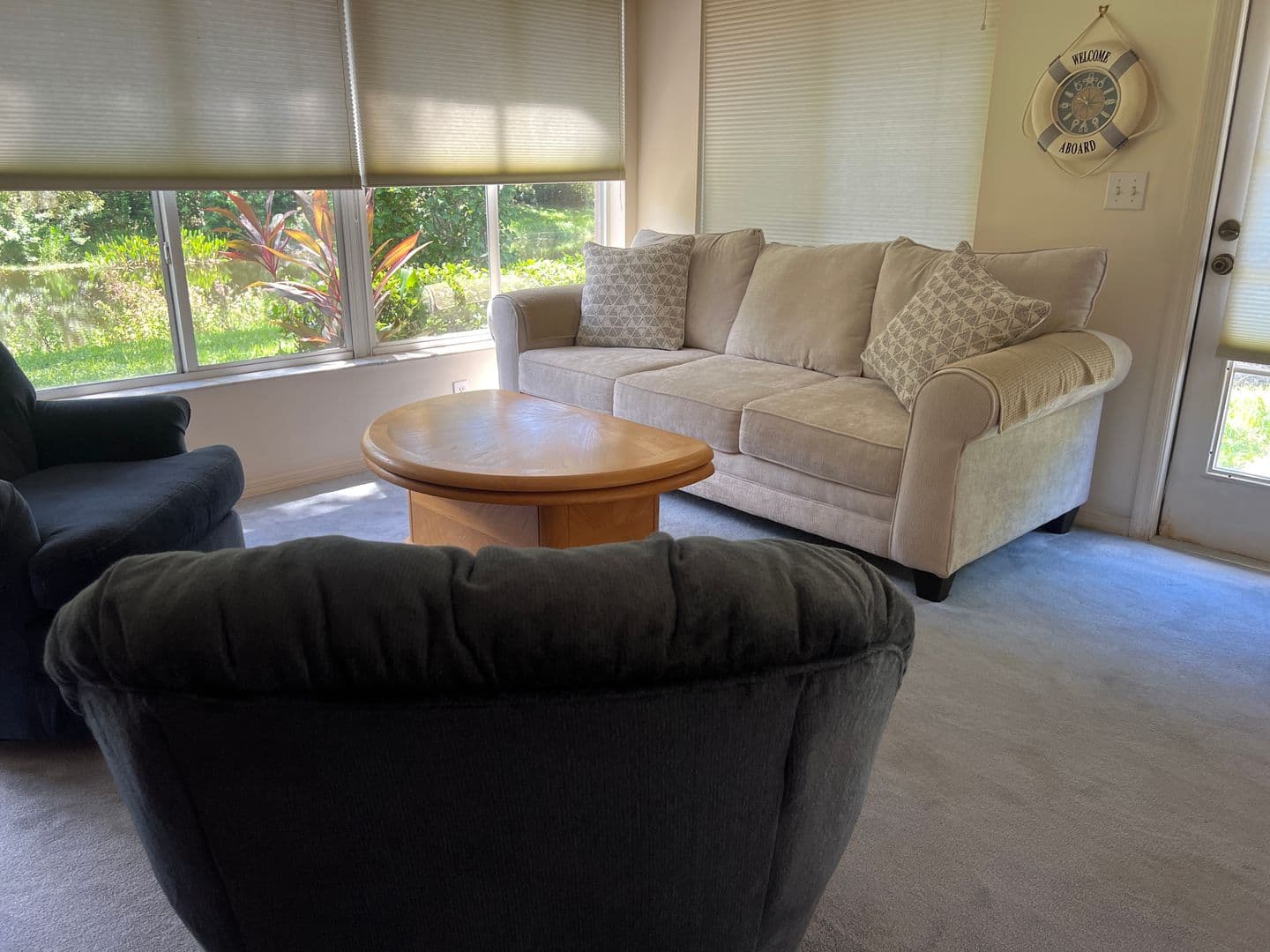 Venice House: 566 Clubside Circle