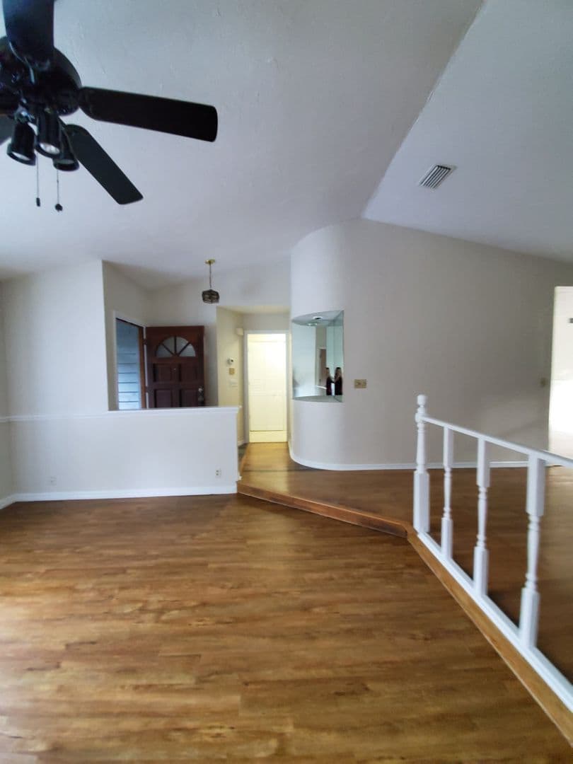Nokomis House: 188 Shady Pine Lane