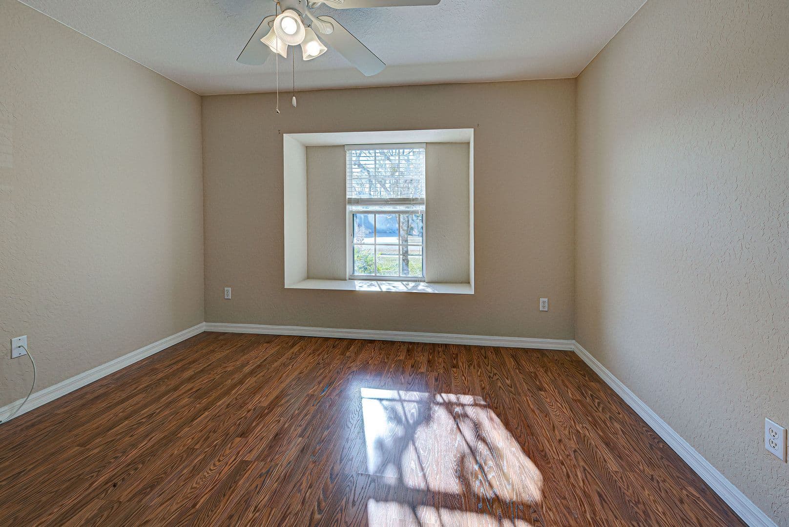 NORTH PORT House: 2134 BOXWOOD STREET