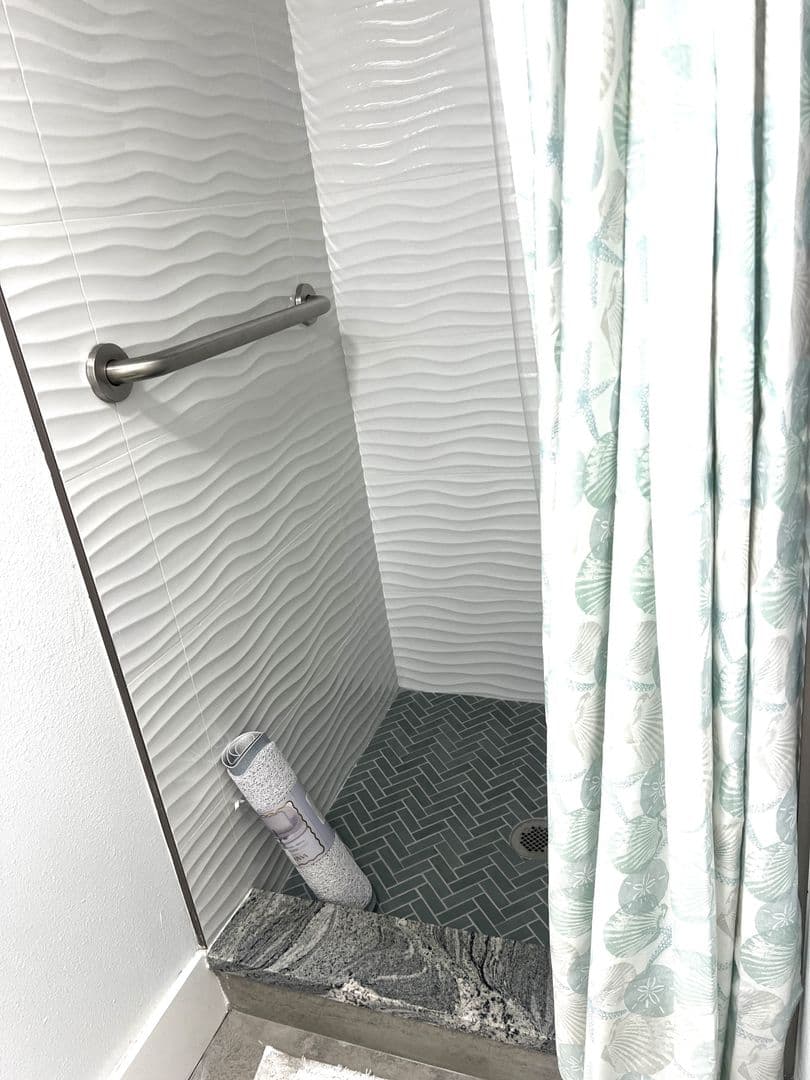VENICE Condo: 500 PARK BLVD. SOUTH #128