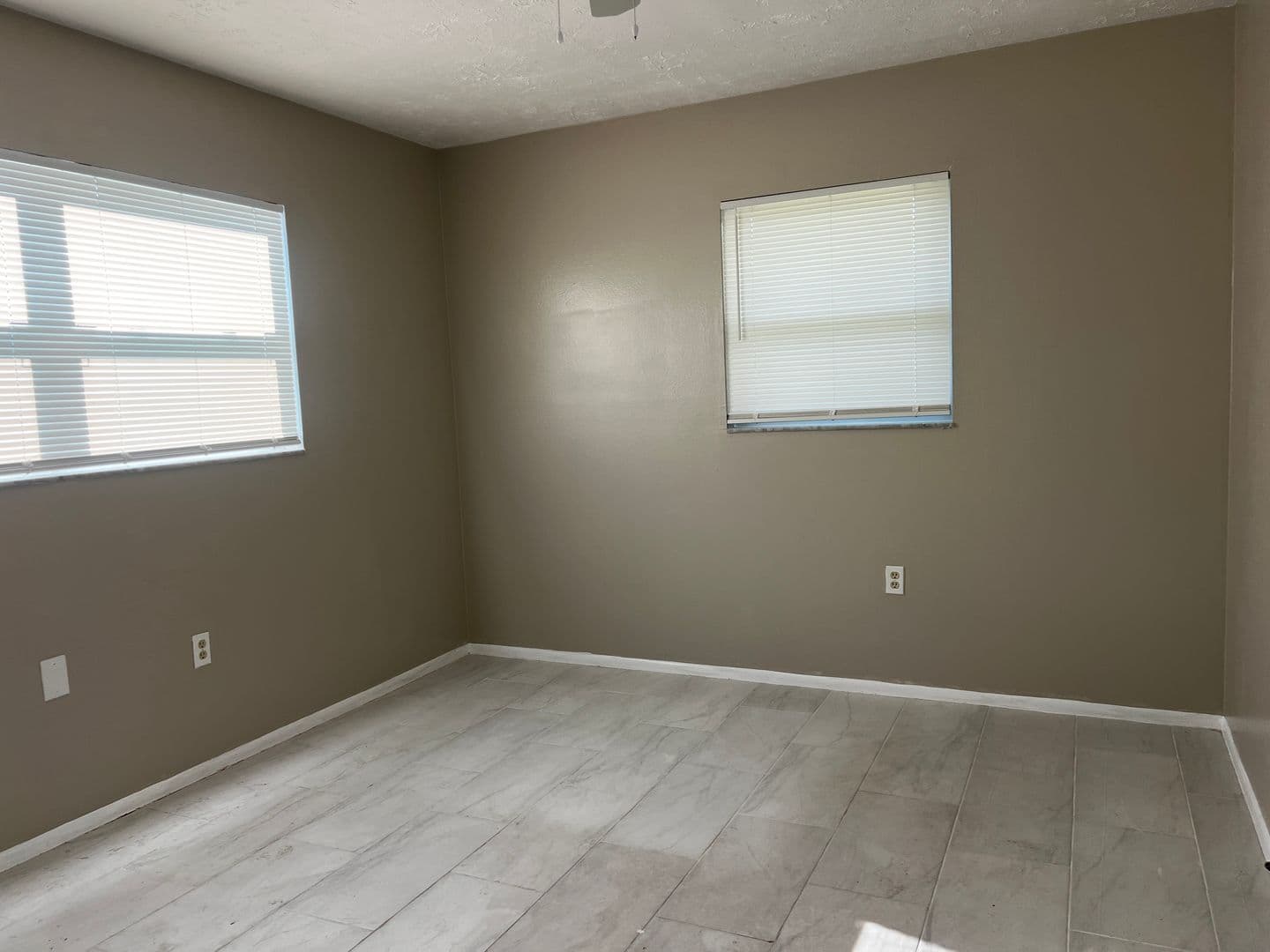 VENICE House: 558 BRIARWOOD ROAD