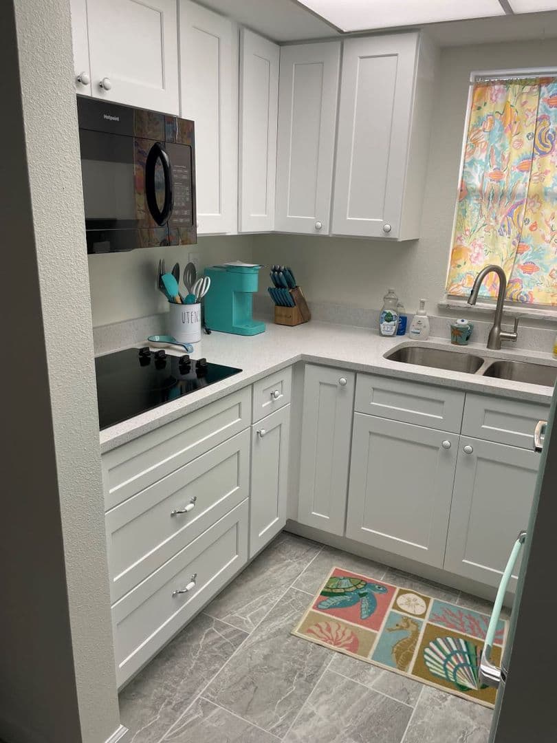 Venice Condo: 1205 Tarpon Center Dr. #D1