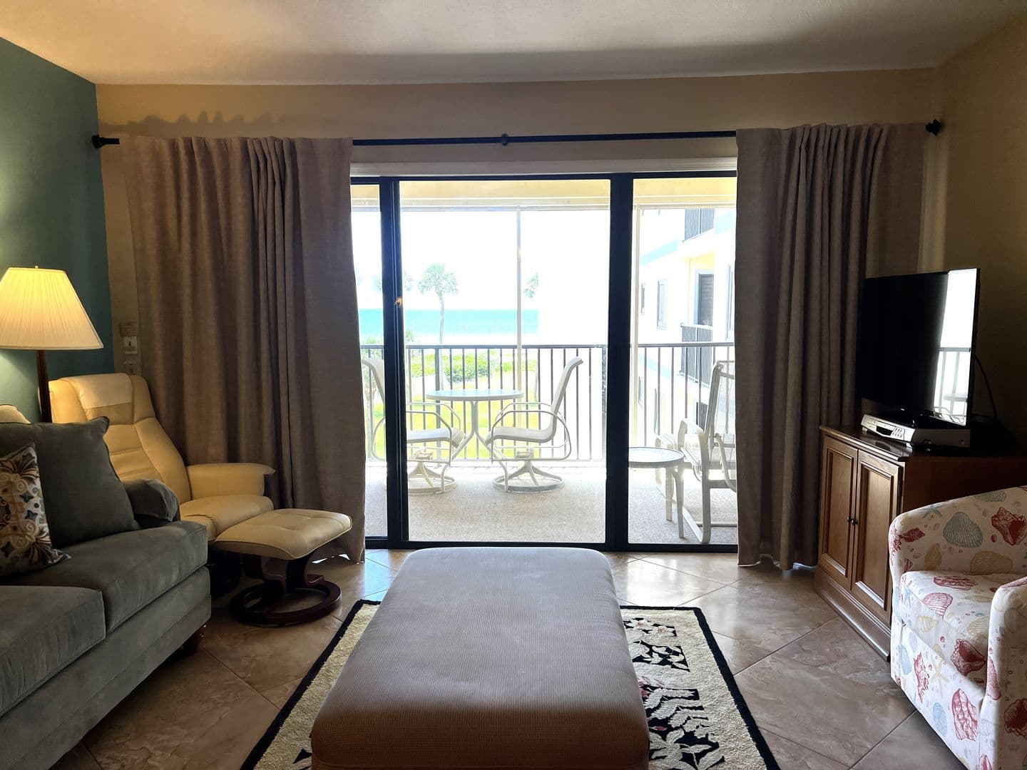 VENICE Condo: 700 GOLDEN BEACH BLVD. #231