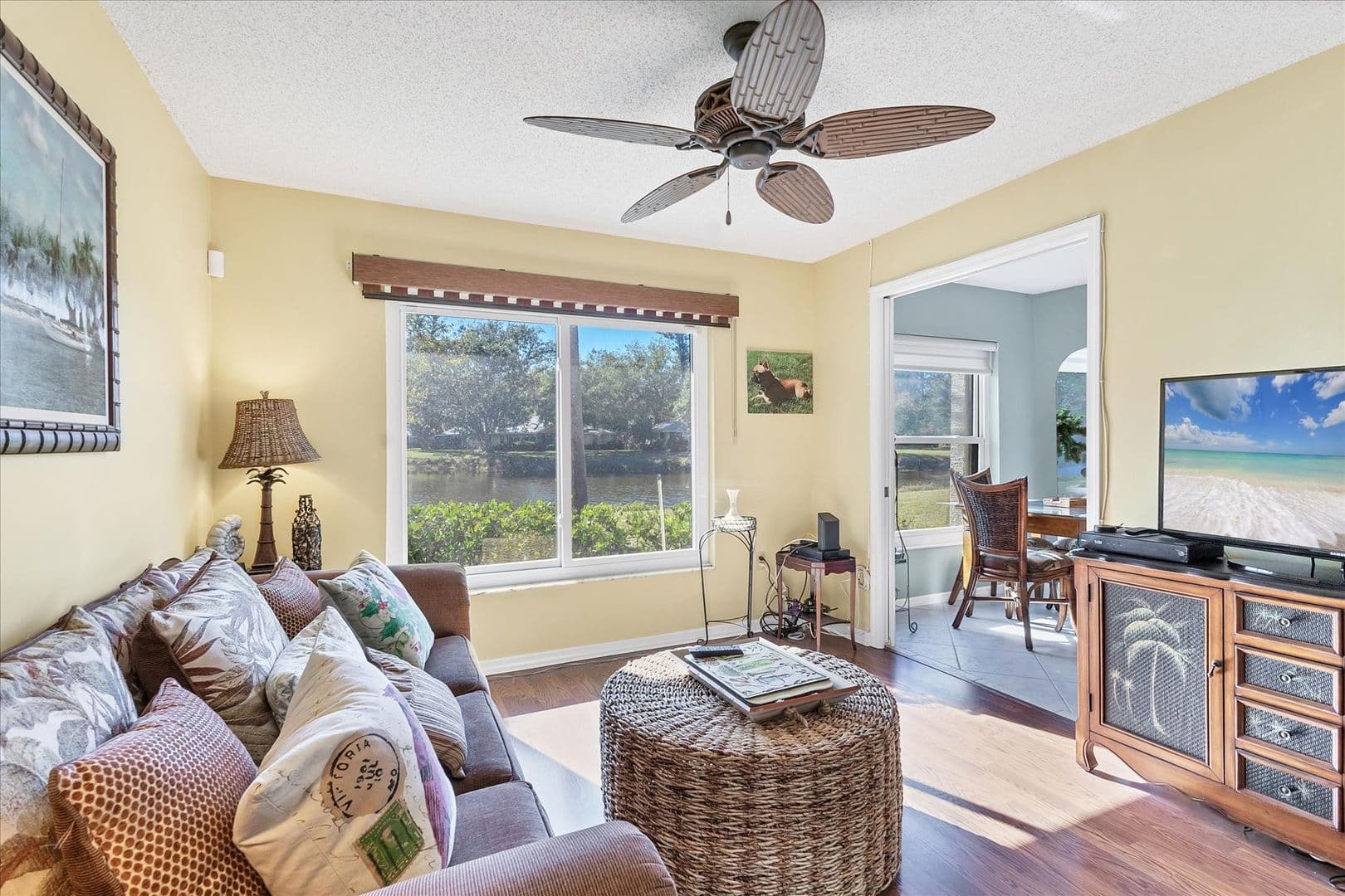 Venice Condo: 109 Southampton Pl. N. #245