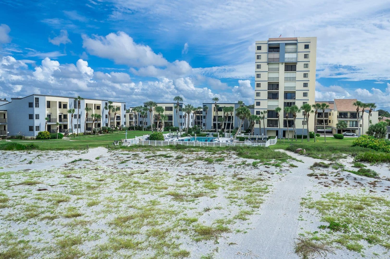 VENICE Condo: 700 GOLDEN BEACH BLVD. #231