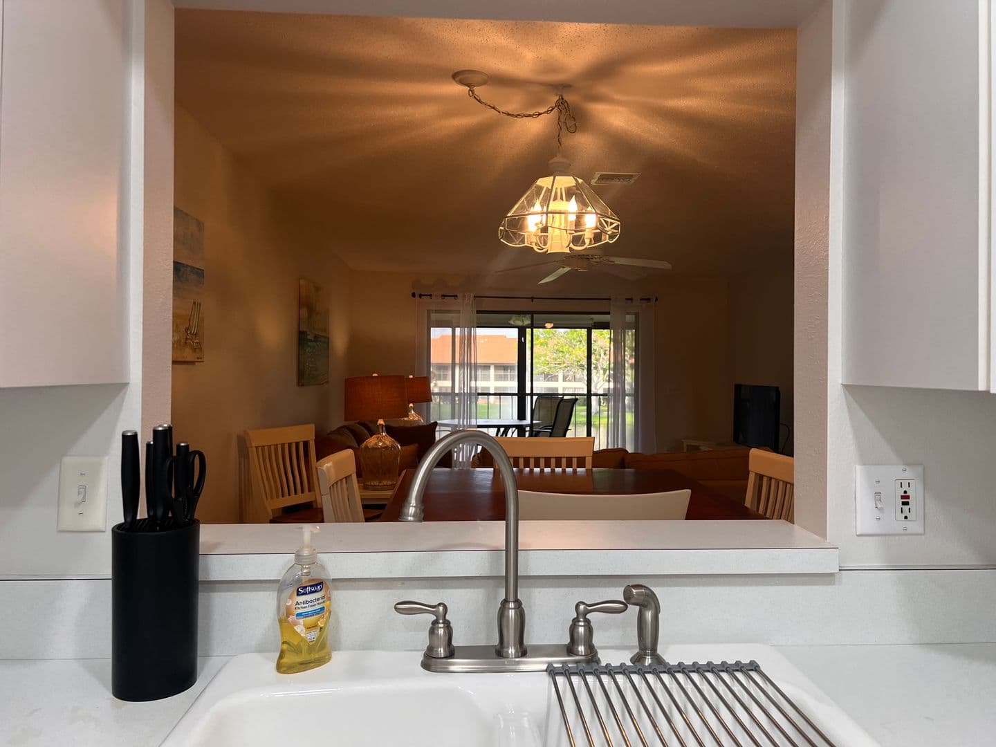 VENICE Townhome: 748 AVENIDA ESTANCIA UNIT B