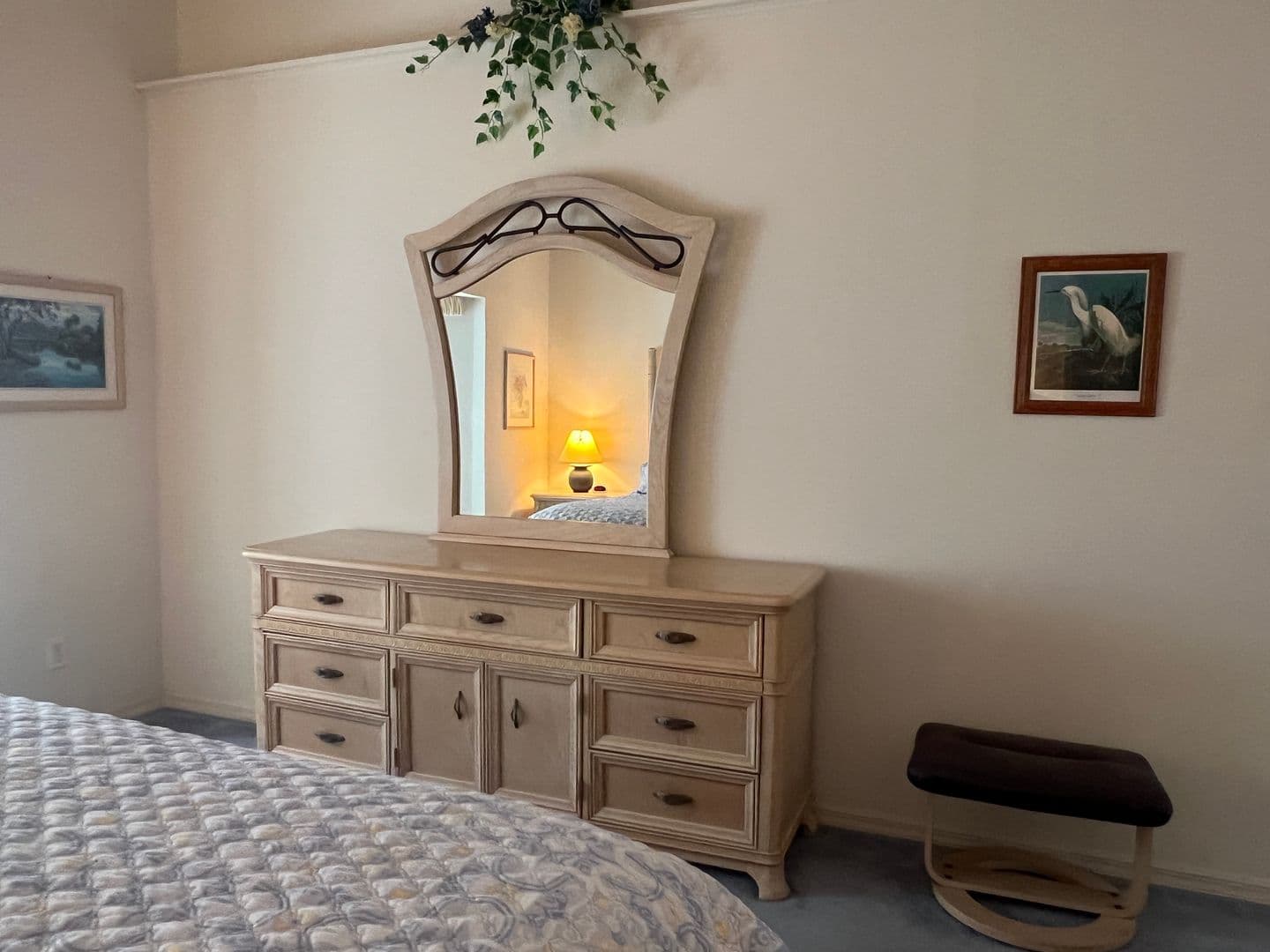 Venice House: 566 Clubside Circle