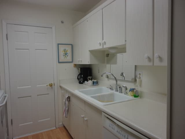 VENICE Condo: 200 THE ESPLANADE N. A18