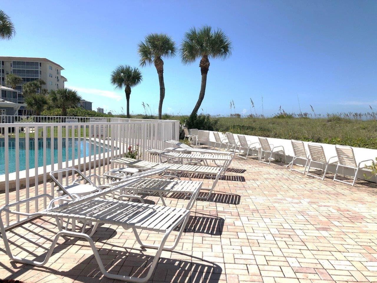 Venice Condo: 1205 Tarpon Center Dr. #D1