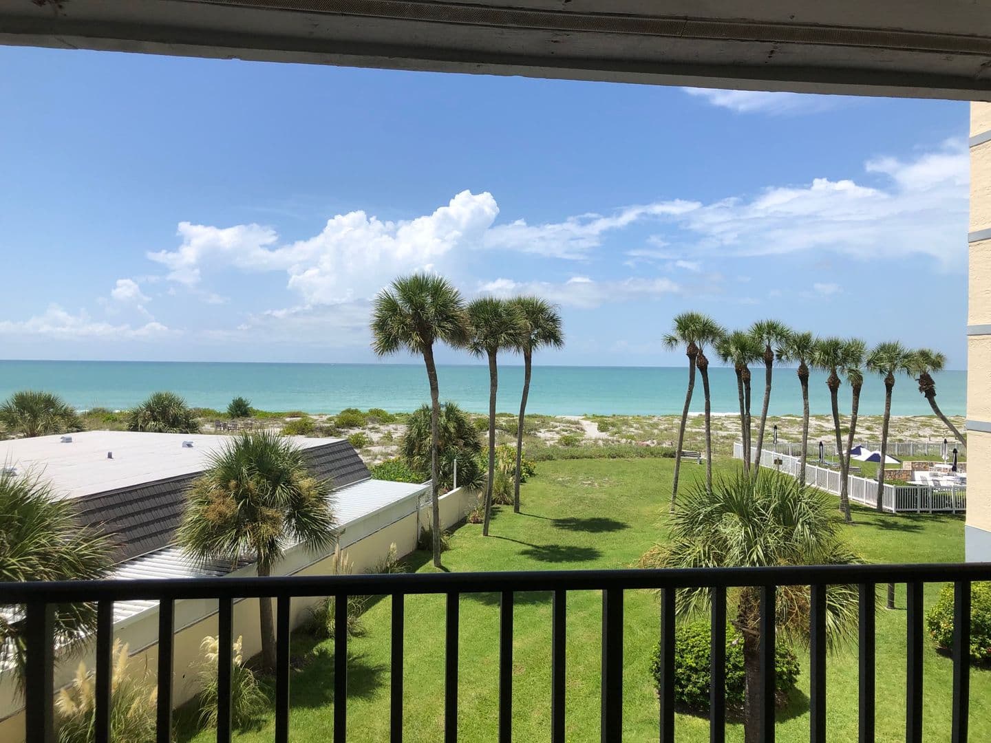 VENICE Condo: 700 GOLDEN BEACH #234