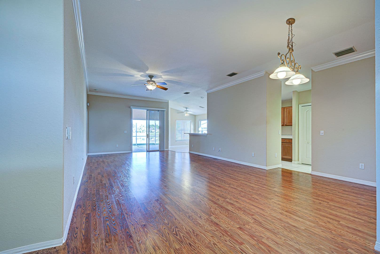 NORTH PORT House: 2134 BOXWOOD STREET