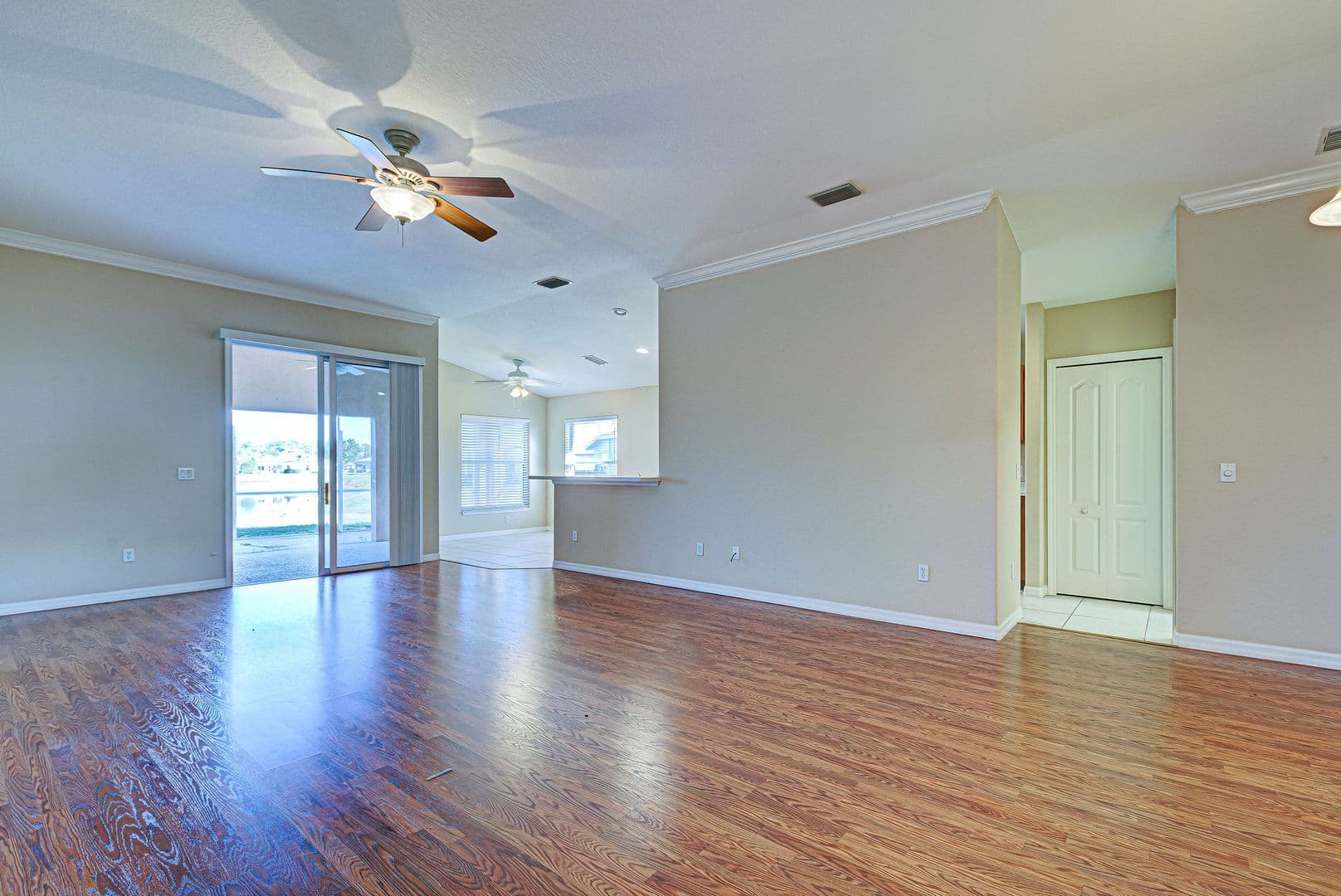 NORTH PORT House: 2134 BOXWOOD STREET