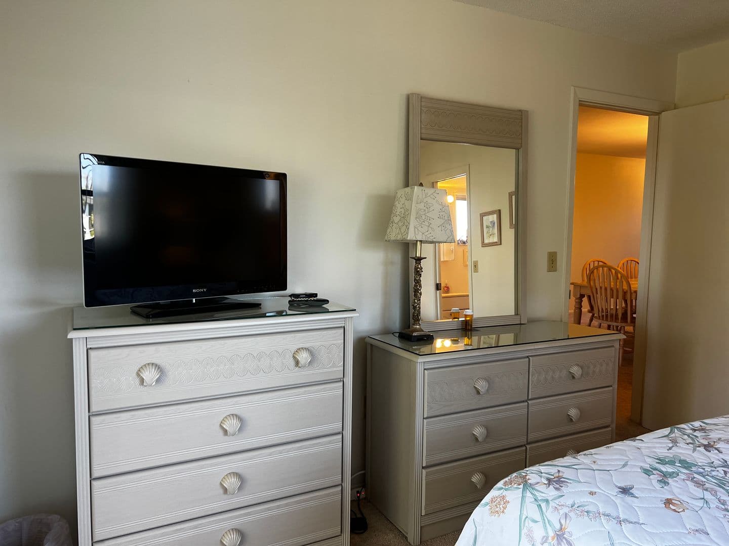 VENICE Condo: 102 CAPRI ISLES BLVD., #210
