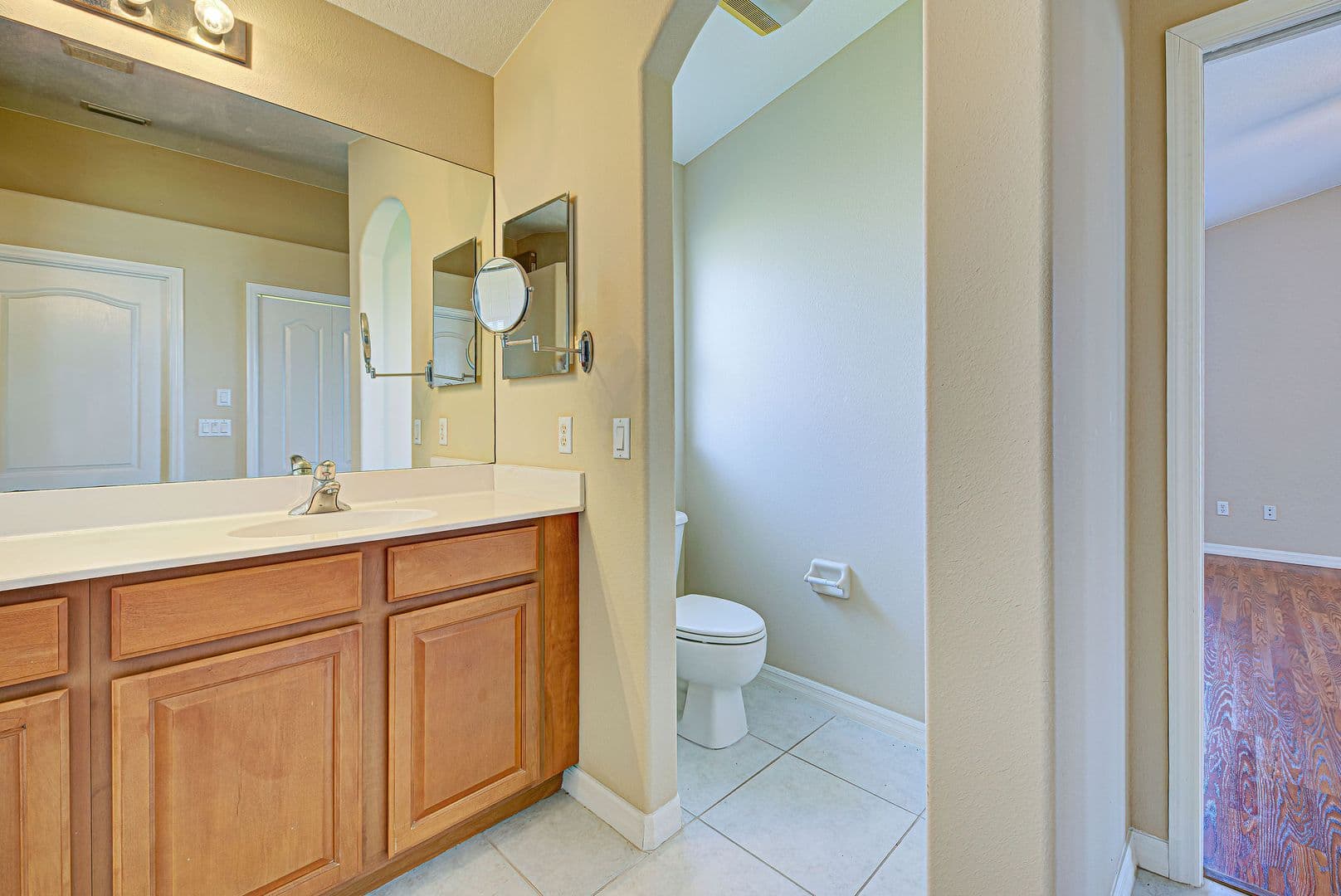 NORTH PORT House: 2134 BOXWOOD STREET