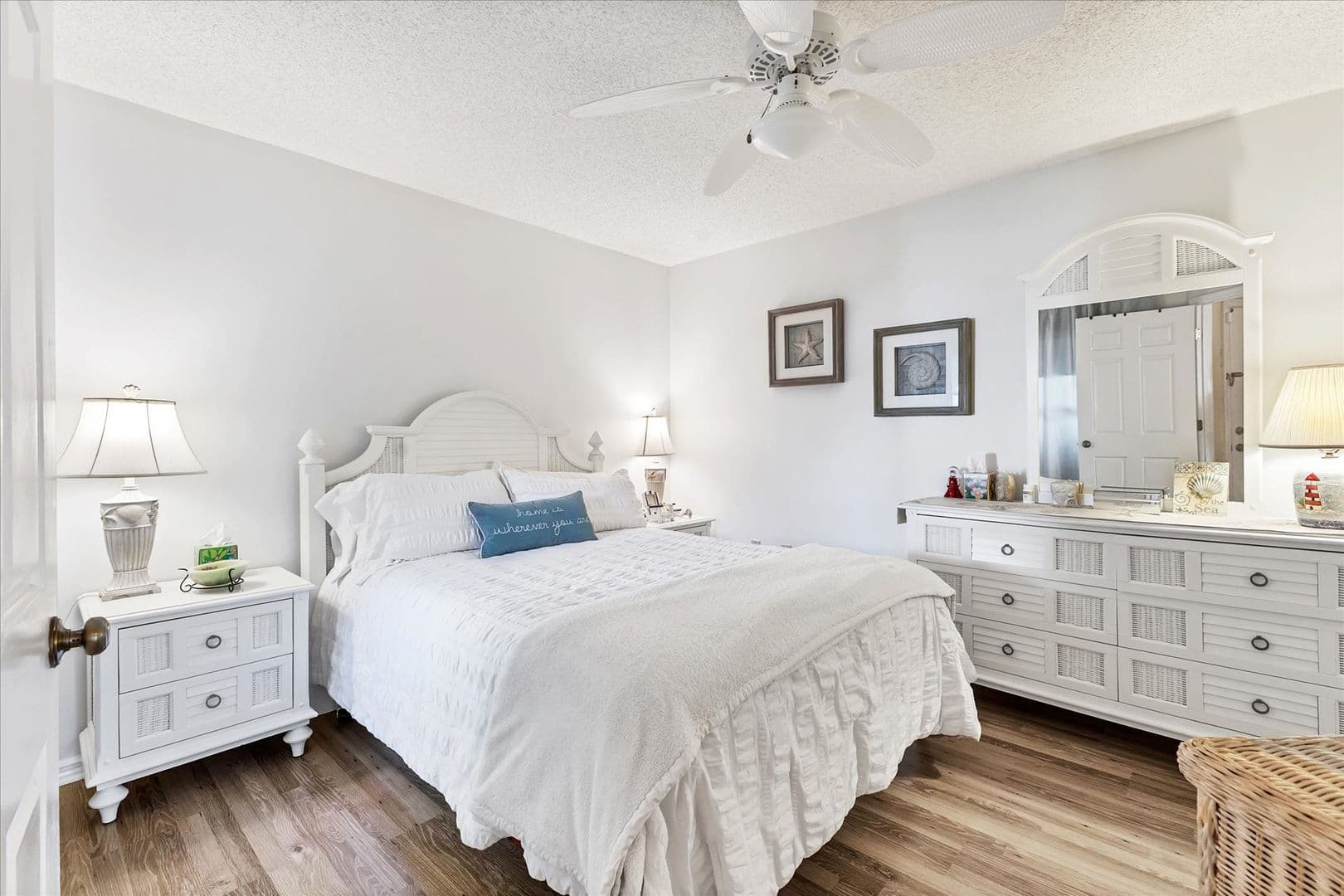Venice Condo: 109 Southampton Pl. N. #245