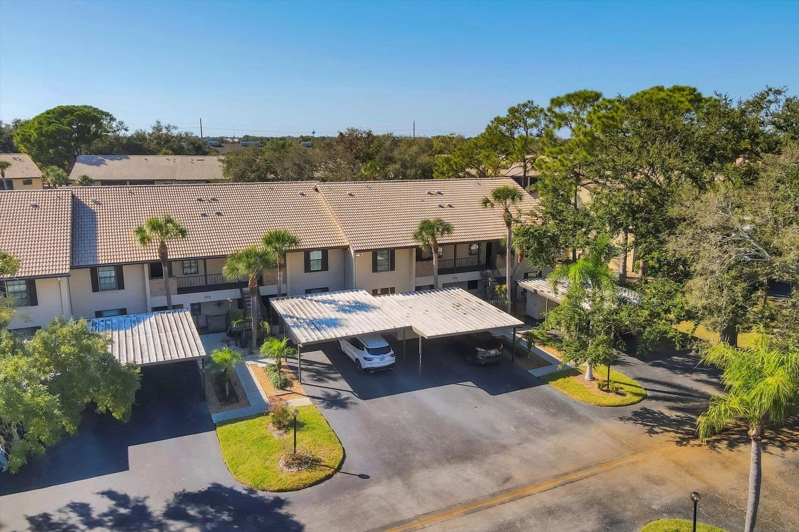 VENICE Condo: 370 THREE LAKES LANE, UNIT F
