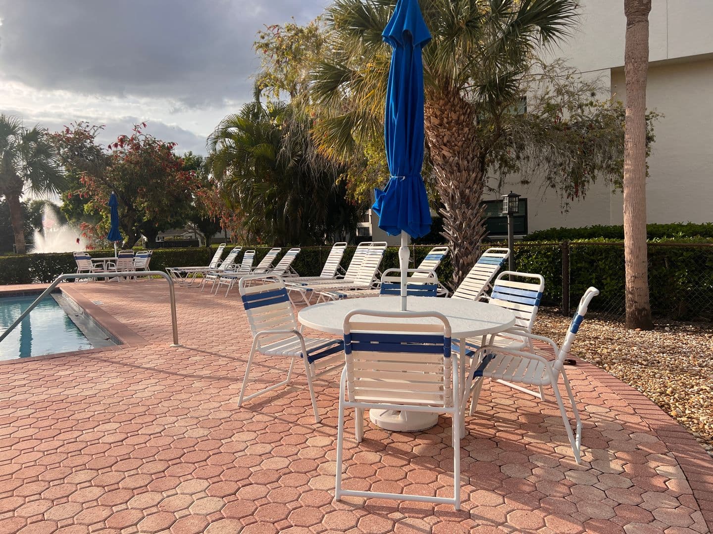 VENICE Townhome: 748 AVENIDA ESTANCIA UNIT B