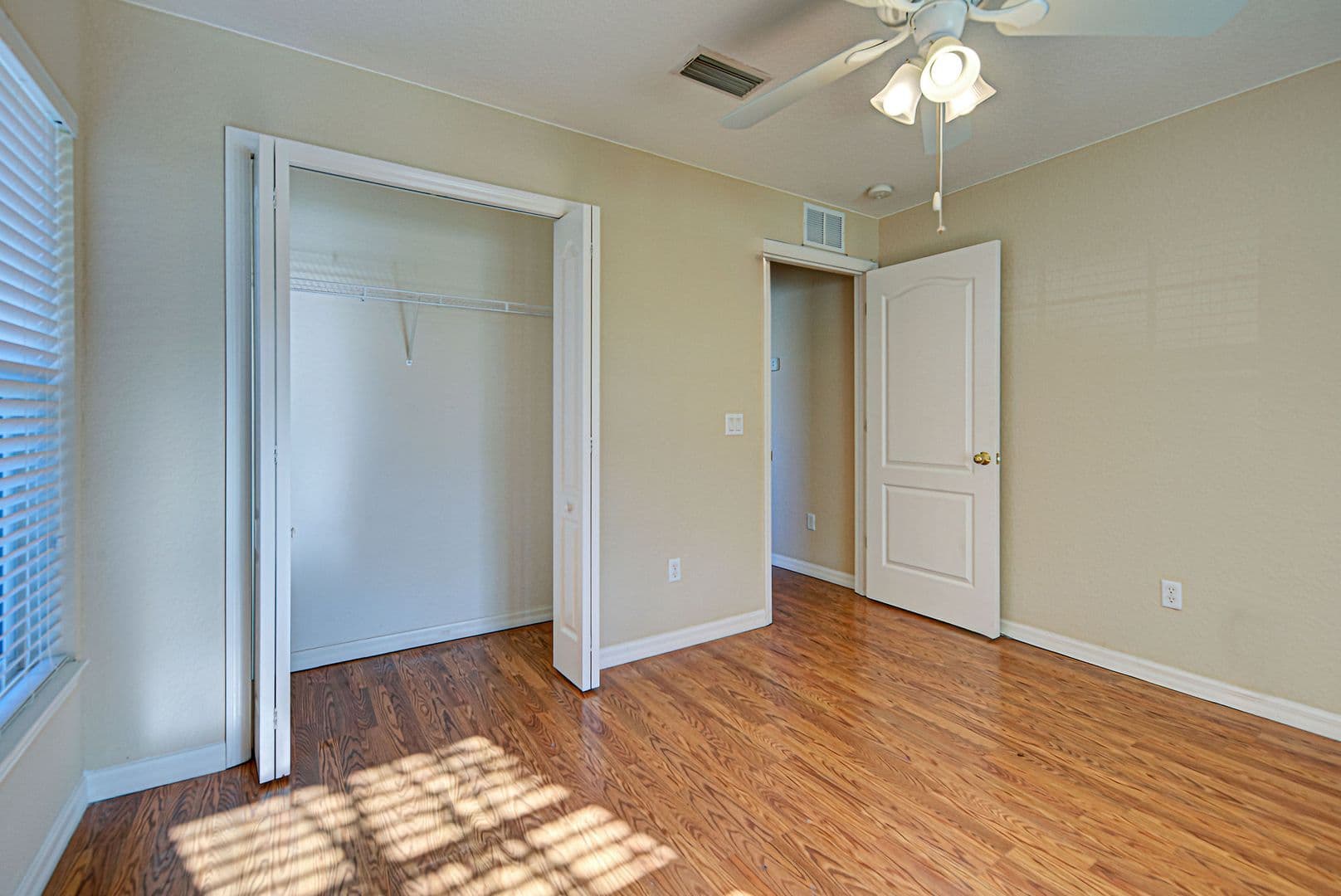 NORTH PORT House: 2134 BOXWOOD STREET