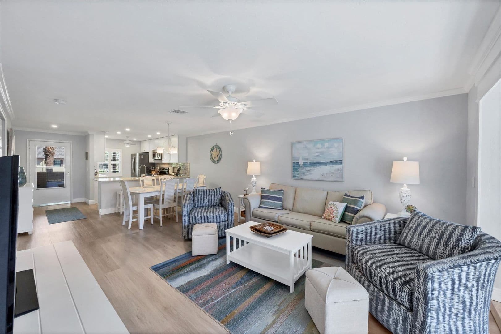 VENICE Condo: 370 THREE LAKES LANE, UNIT F