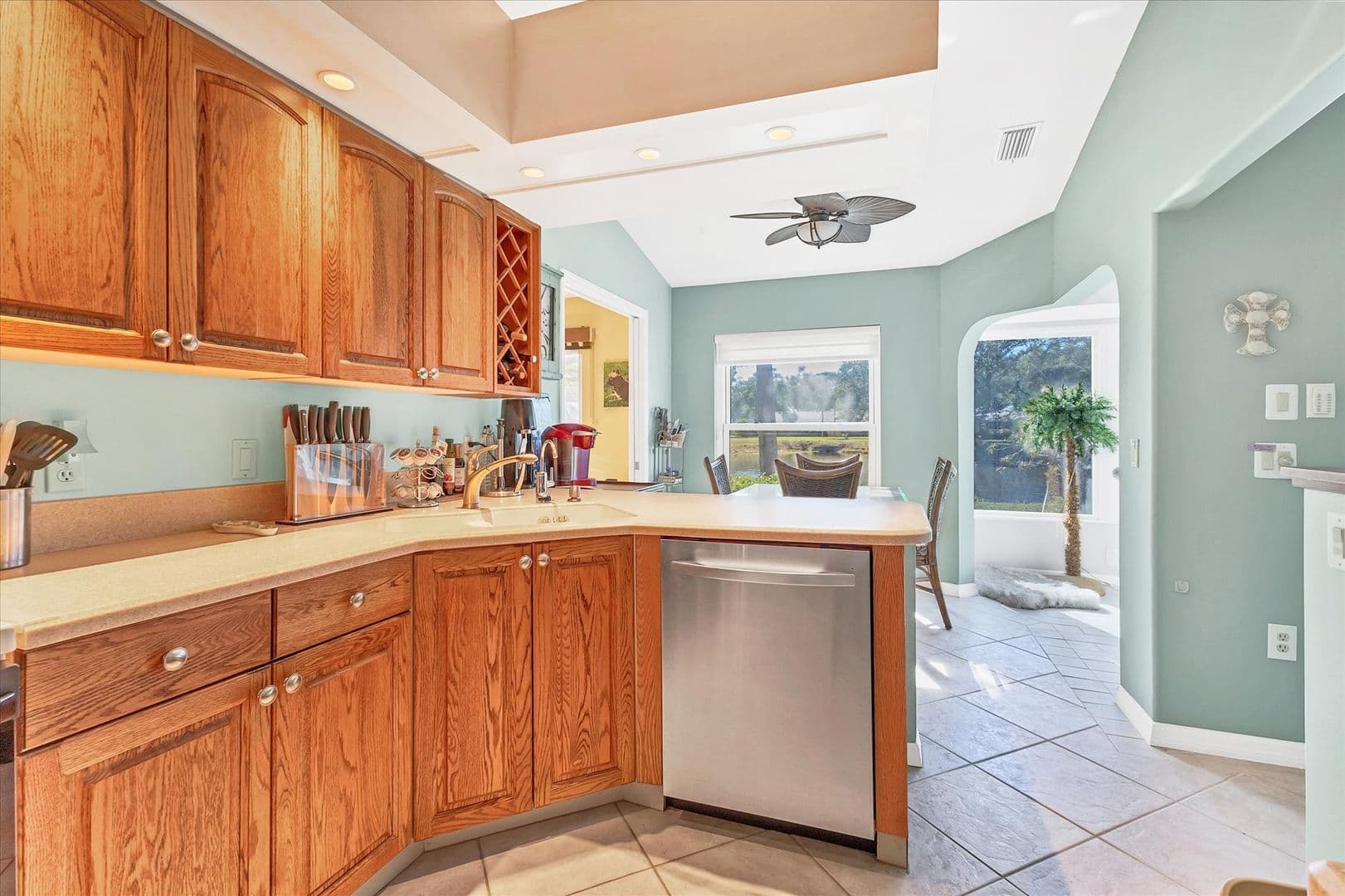 Venice Condo: 109 Southampton Pl. N. #245