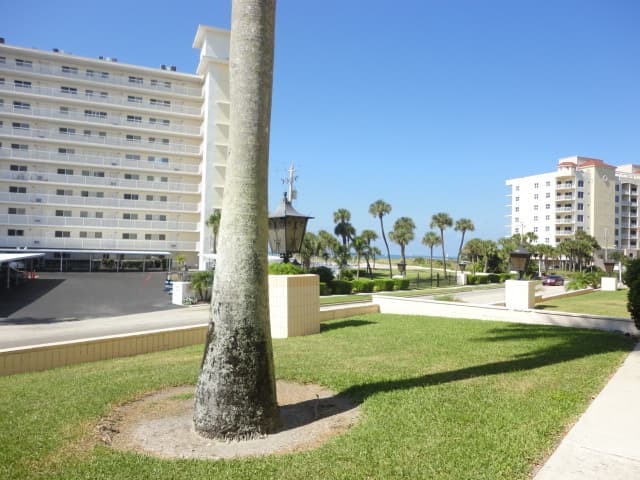 VENICE Condo: 200 THE ESPLANADE N. A18