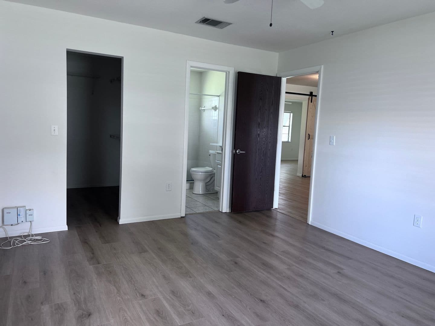 VENICE House: 435 BELMONT AVENUE