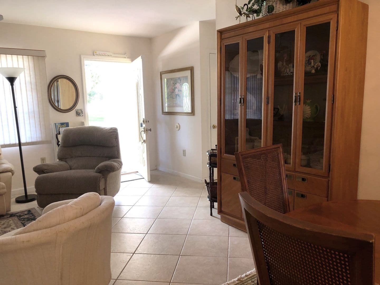 Venice House: 280 E Seminole Drive