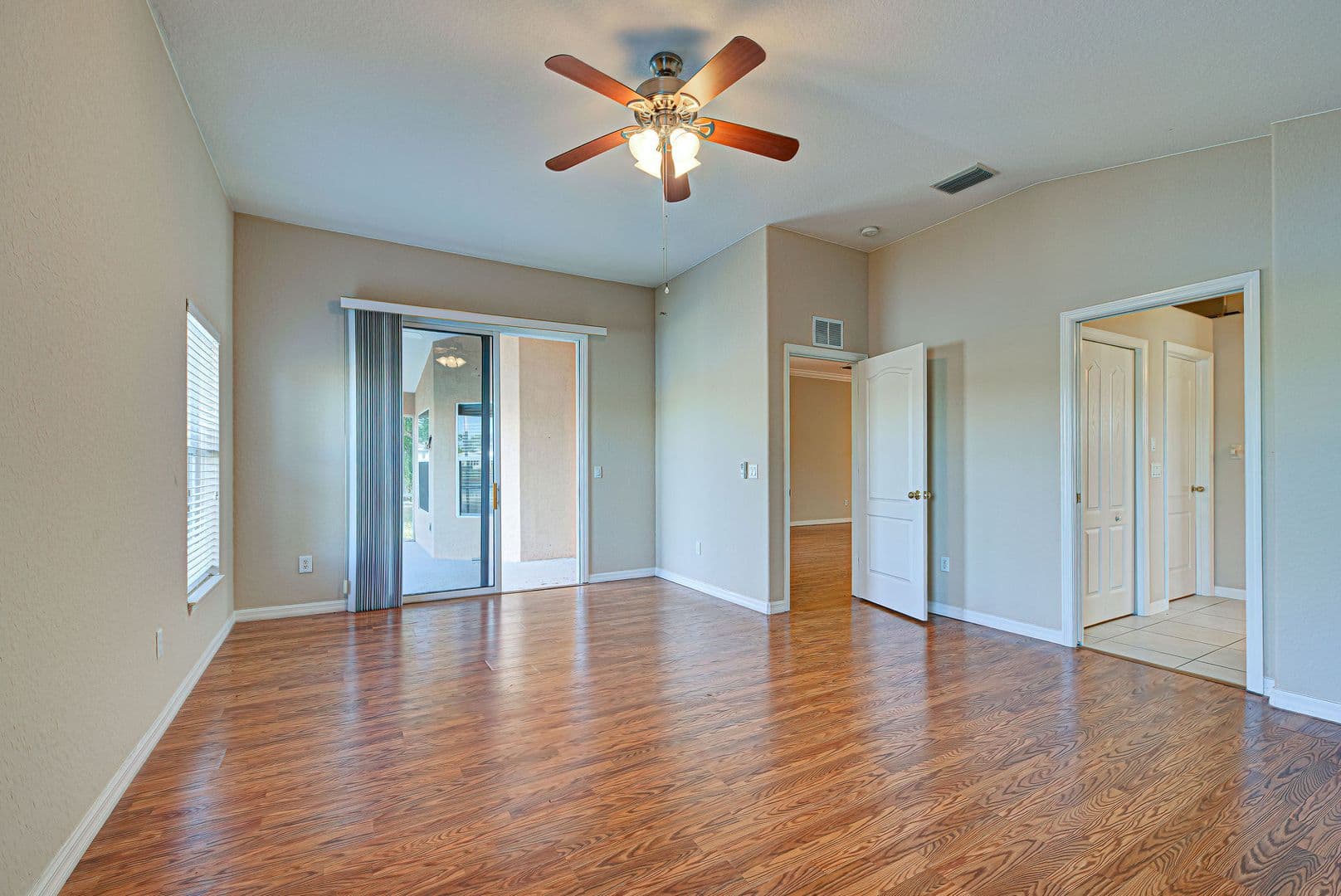 NORTH PORT House: 2134 BOXWOOD STREET
