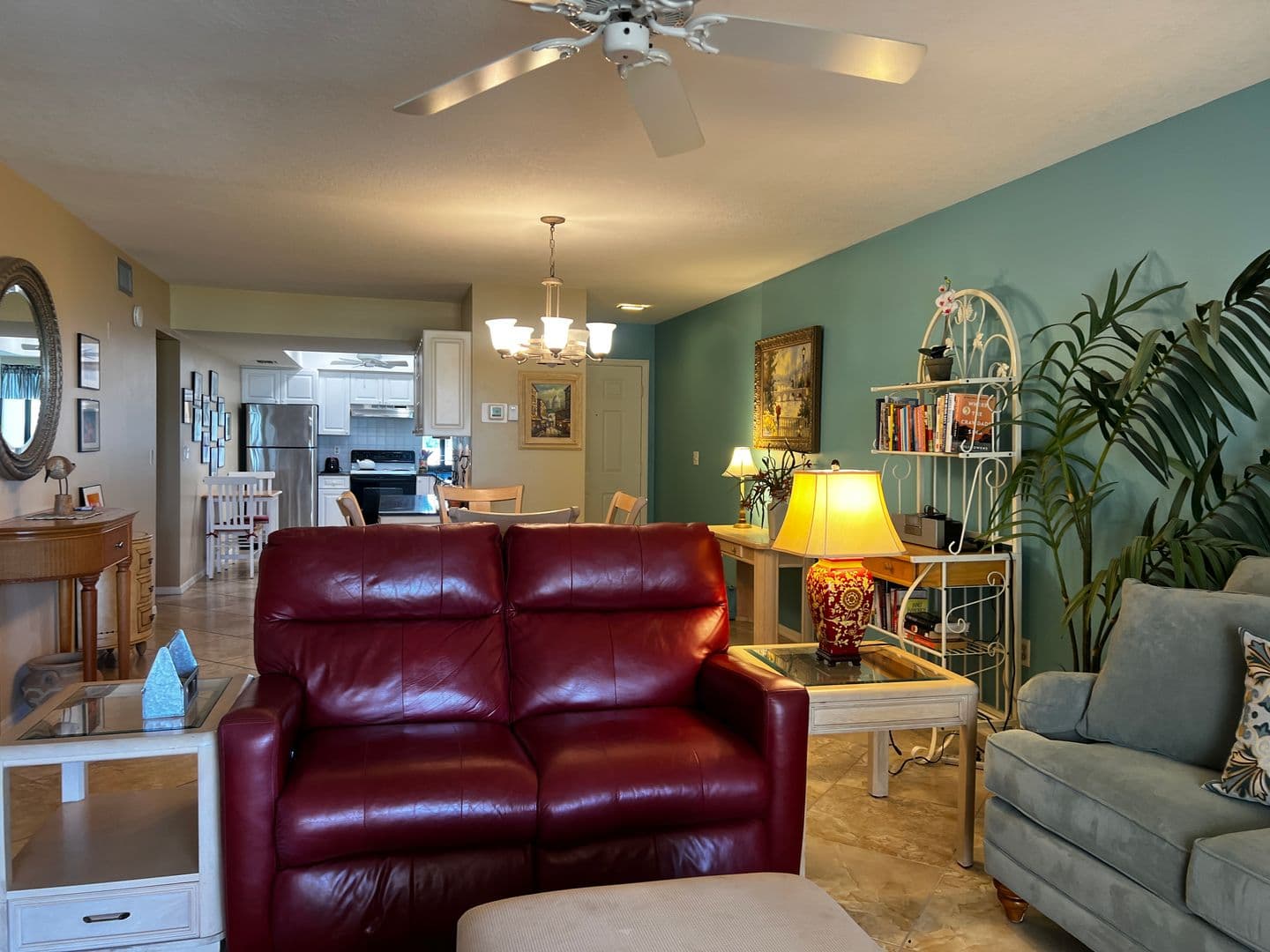 VENICE Condo: 700 GOLDEN BEACH BLVD. #231