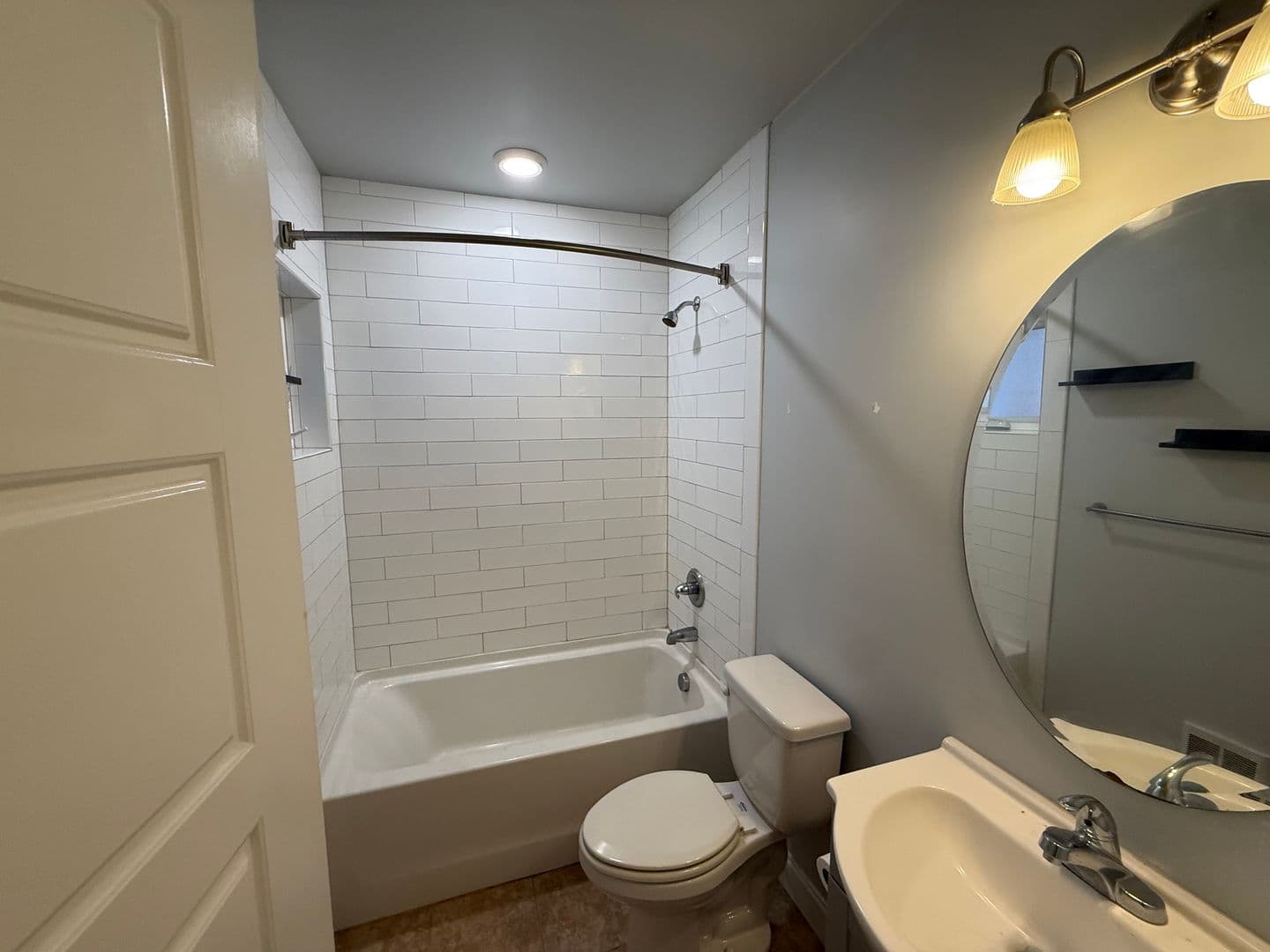 Richmond House: 2306 Parkwood Ave Unit A