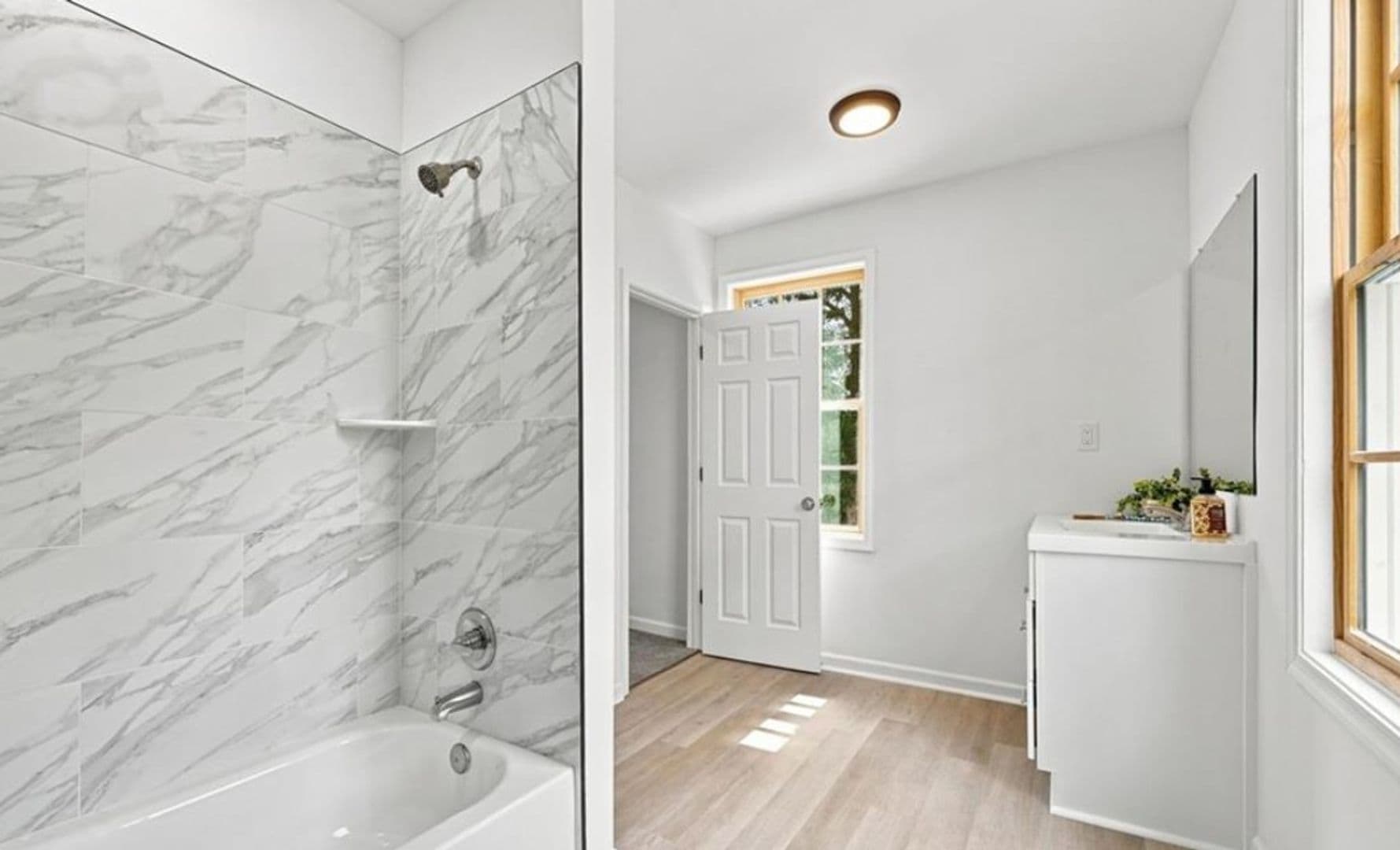 Petersburg House: 104 E Fillmore St