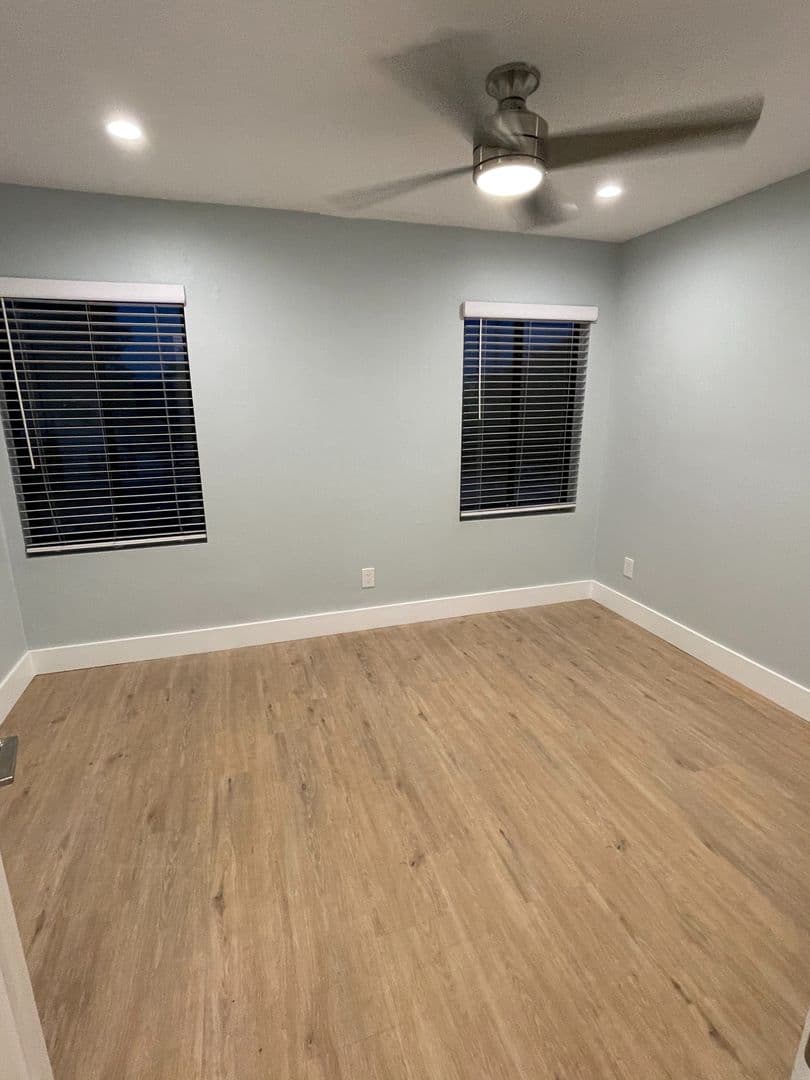 Seal Beach Apartment: 1212-1214 Ocean Ave.