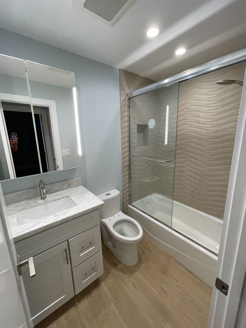 Seal Beach Apartment: 1212-1214 Ocean Ave.