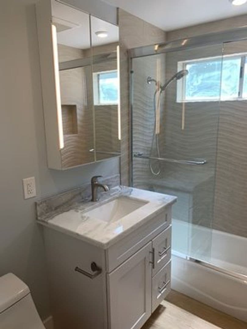 Seal Beach Apartment: 1212-1214 Ocean Ave.