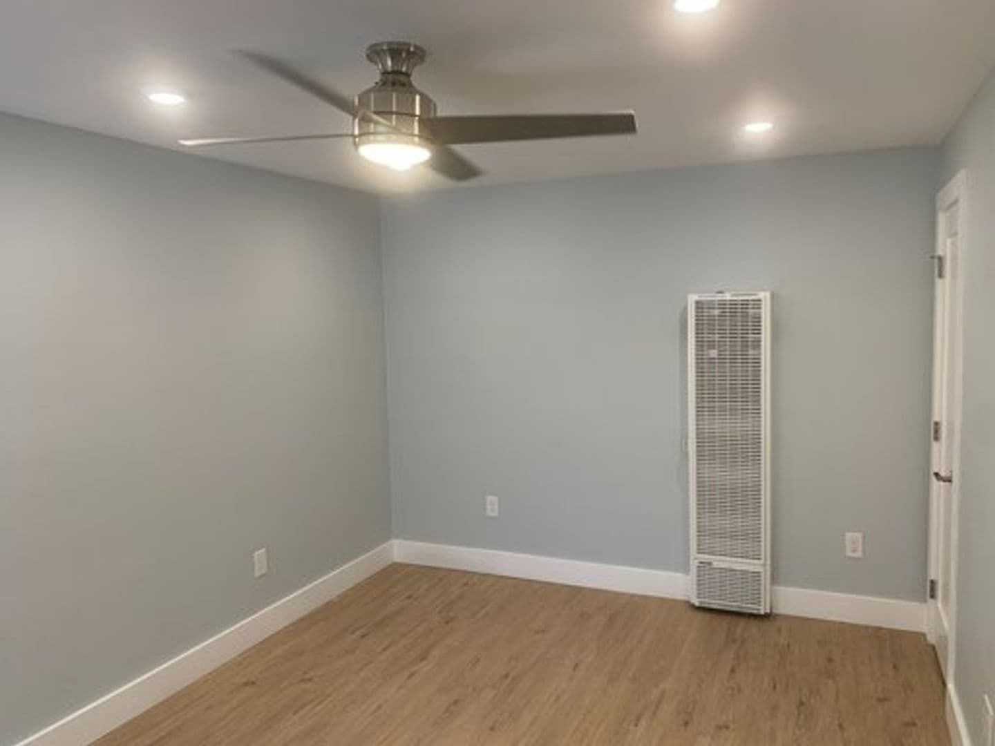 Seal Beach Apartment: 1212-1214 Ocean Ave.