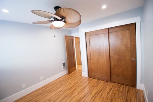 Long Beach Apartment: 1516 E. 2nd Street