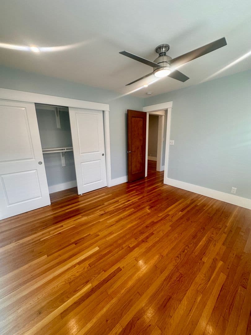 Long Beach Apartment: 3428 E. 1st Street