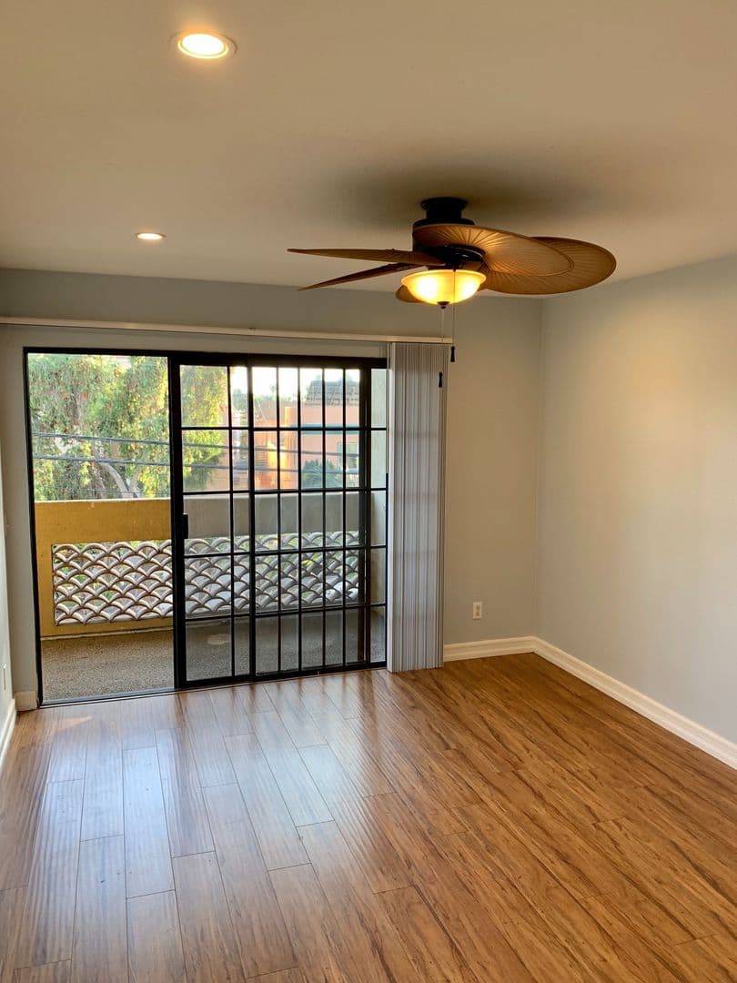 Long Beach Apartment: 1245 E. 3rd Street