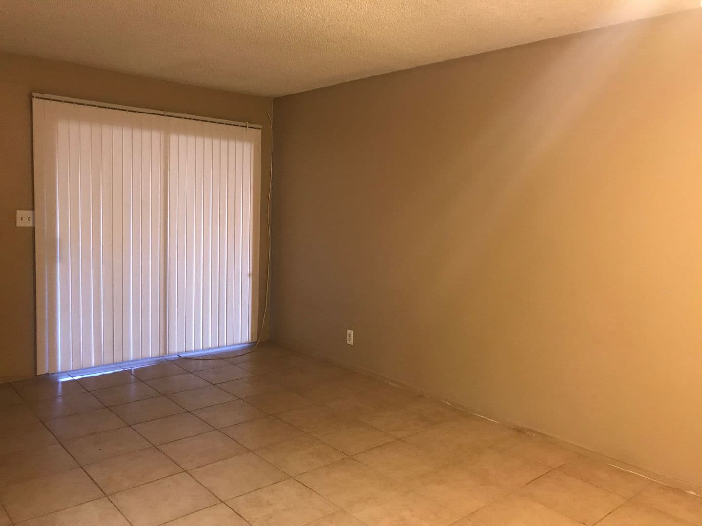 Las Vegas Condo: 445 N. Lamb Blvd
