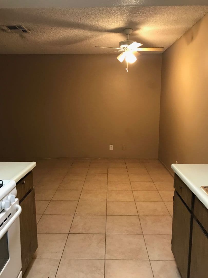 Las Vegas Condo: 445 N. Lamb Blvd