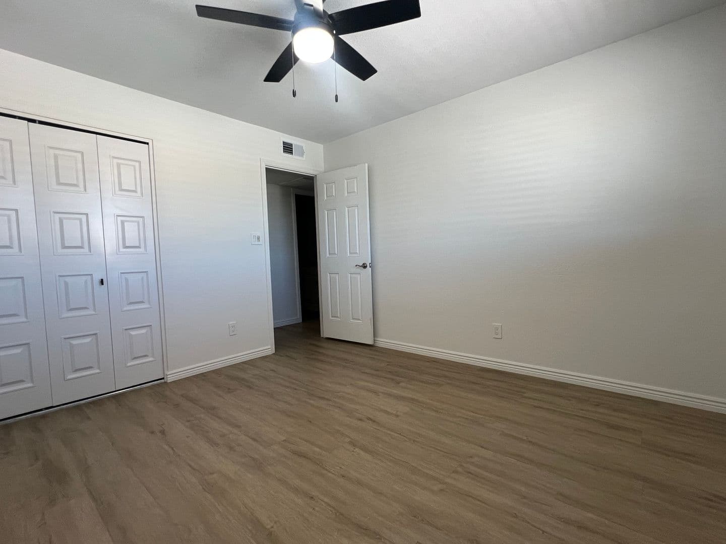Scottsdale Townhome: 5132 N 82nd Street
