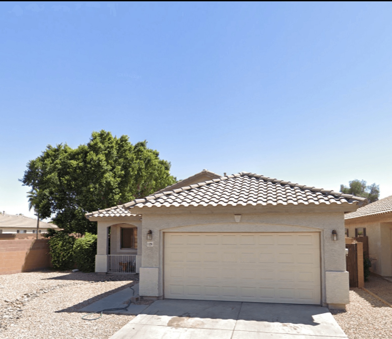 Avondale House: 11201 W Palm Lane