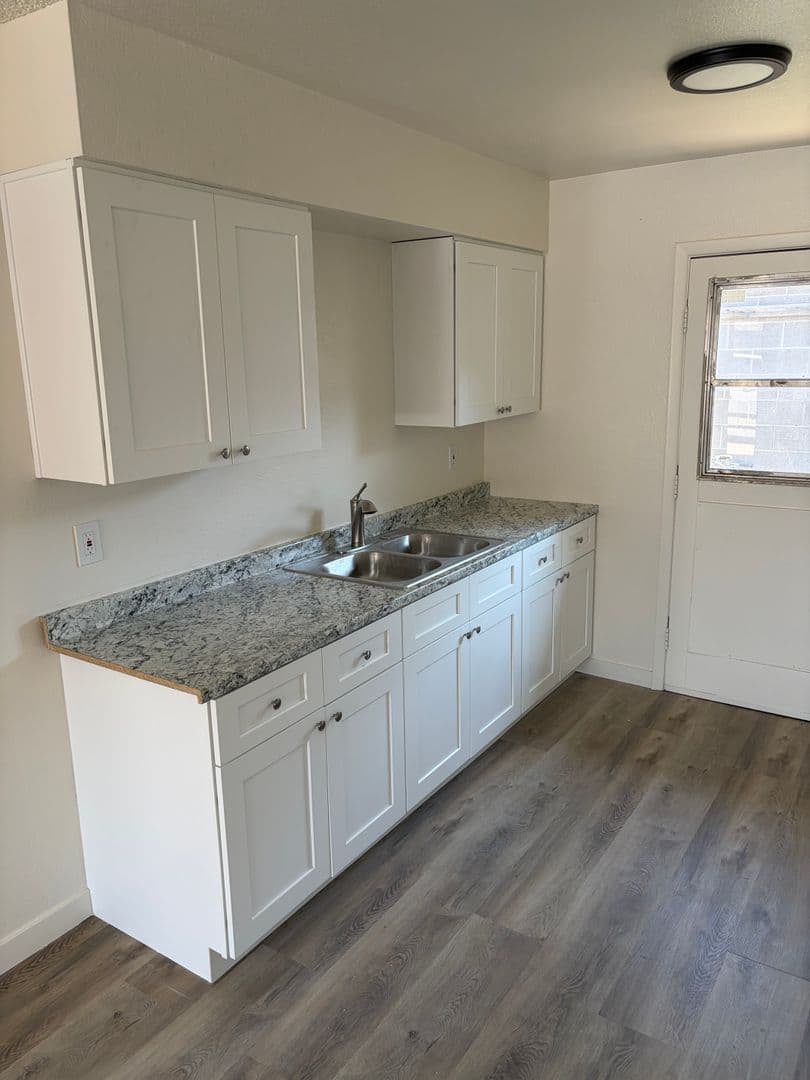 Mesa Townhome: 514 S Bellview #3