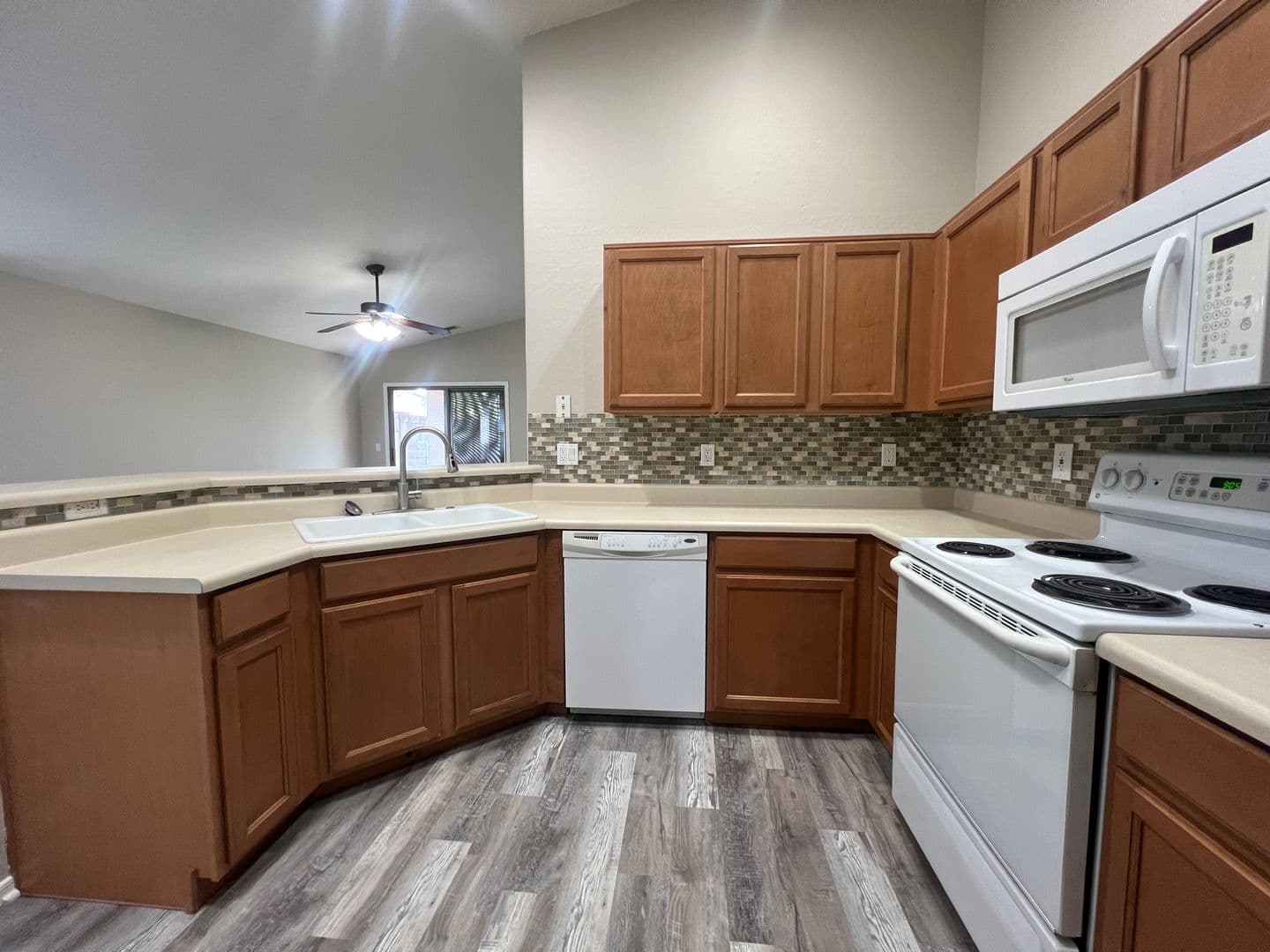 Mesa House: 10159 E Kiva Ave