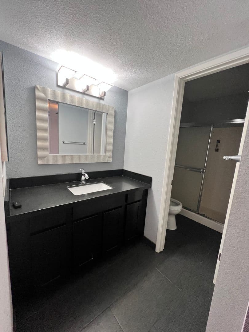 Scottsdale Condo: 1249 N Granite Reef