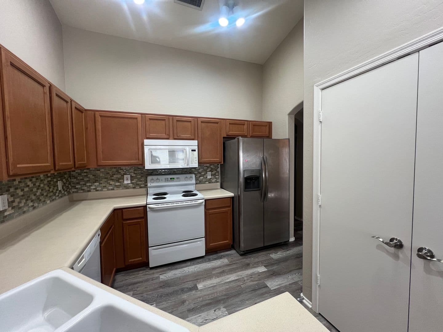 Mesa House: 10159 E Kiva Ave