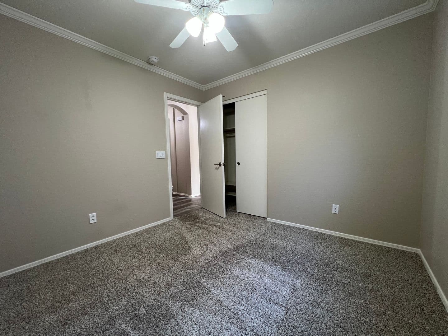 Mesa House: 10159 E Kiva Ave