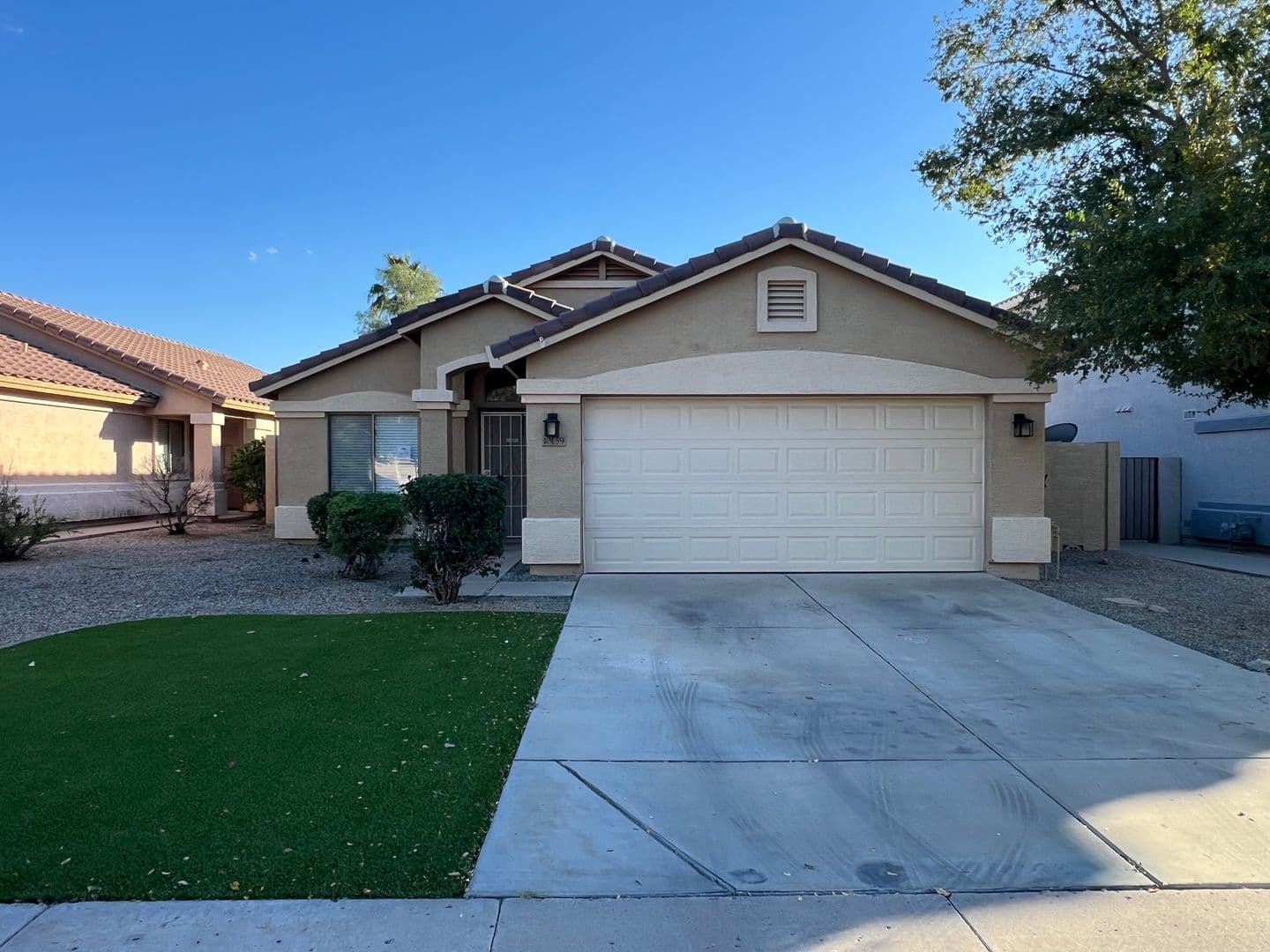Mesa House: 10159 E Kiva Ave